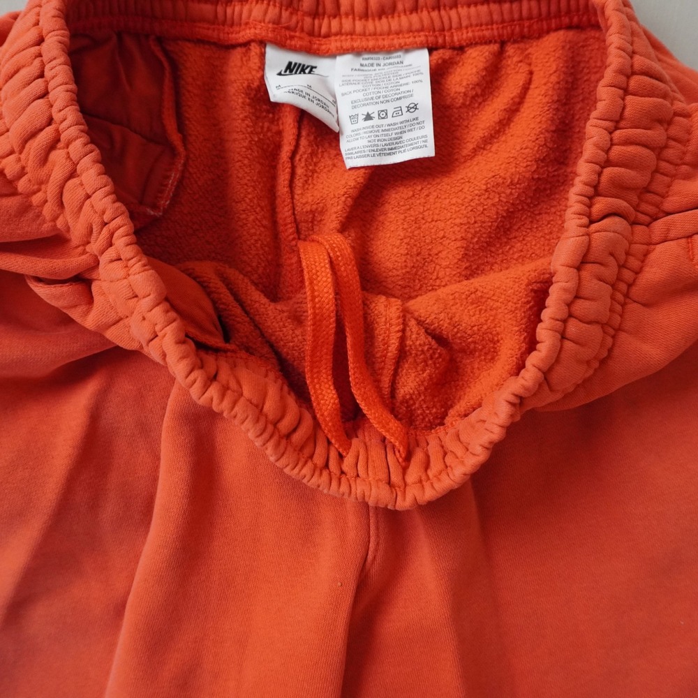 Nike Fleece Sweat Shorts Medium Mens Orange Big Swoosh Graphic Drawstring - Picture 8 of 11